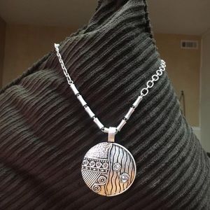 Premier designs Necklace “New Seasons”